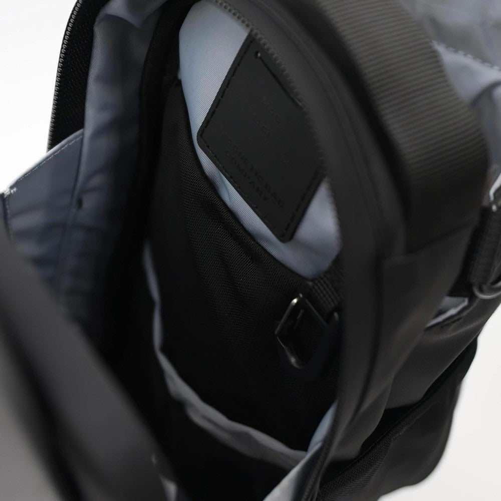 Fitness Magnetic Water Bottle Bag - With Bottle